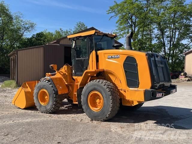 Hyundai HL940 لوادر بعجل
