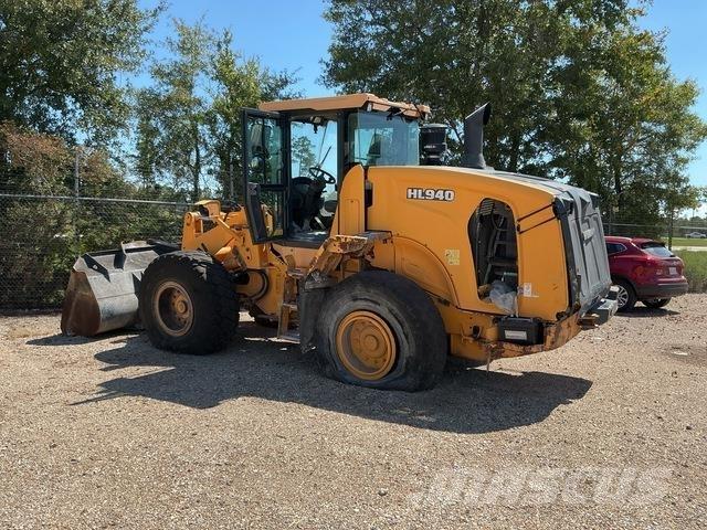 Hyundai HL940 لوادر بعجل