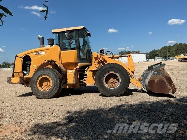 Hyundai HL940 لوادر بعجل