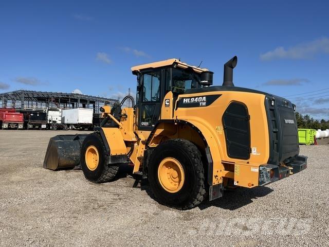 Hyundai HL940A لوادر بعجل