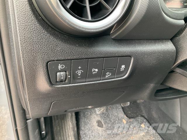 Hyundai Kona سيارات