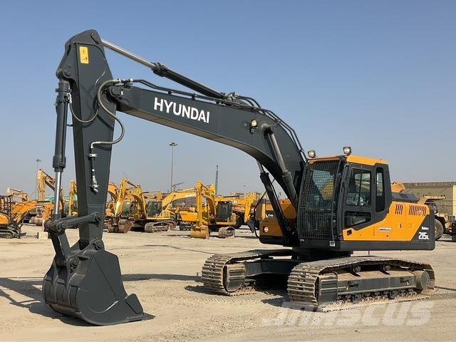 Hyundai R215L حفارات زحافة