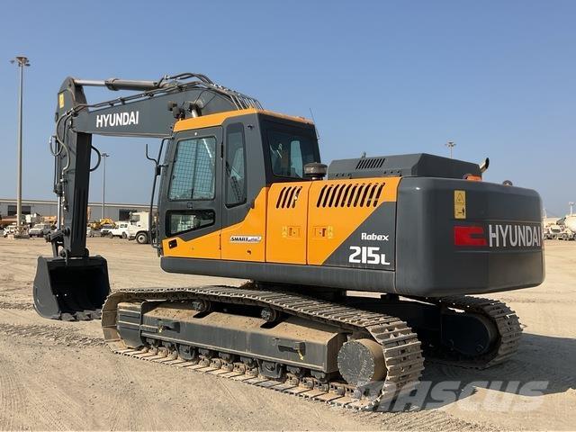 Hyundai R215L حفارات زحافة