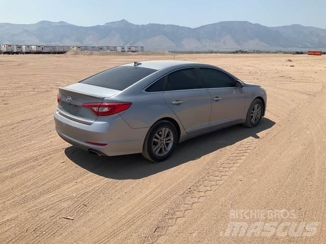 Hyundai Sonata سيارات