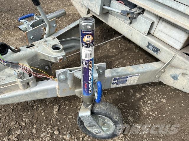 Ifor Williams  مقطورات مركبات نقل