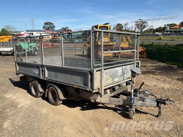 Ifor Williams  مقطورات مركبات نقل