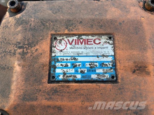  IMF الحاويات والقواديس