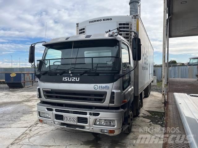 Isuzu 330 GIGA أخرى
