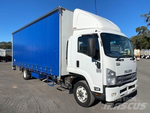Isuzu FSD 850 شاحنات بغطاء جانبي
