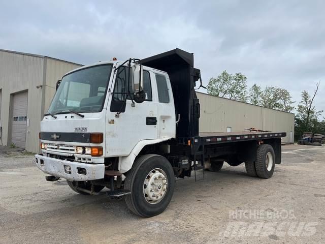 Isuzu FTR شاحنات قلابة