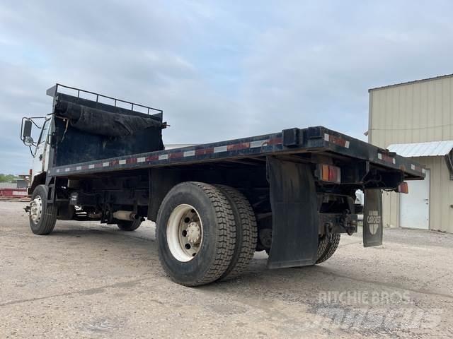 Isuzu FTR شاحنات قلابة