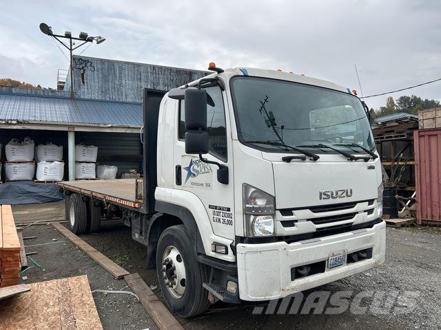 Isuzu FTR شاحنات مسطحة/مفصلية الجوانب