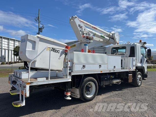Isuzu FTR900 المنصات الهوائية المثبتة على شاحنة