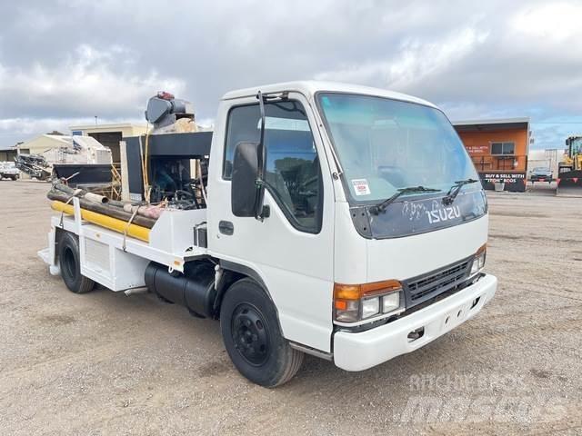 Isuzu NPR مضخات خرسانة