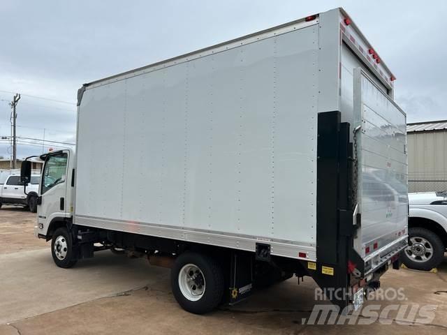 Isuzu NPR شاحنات ذات هيكل صندوقي