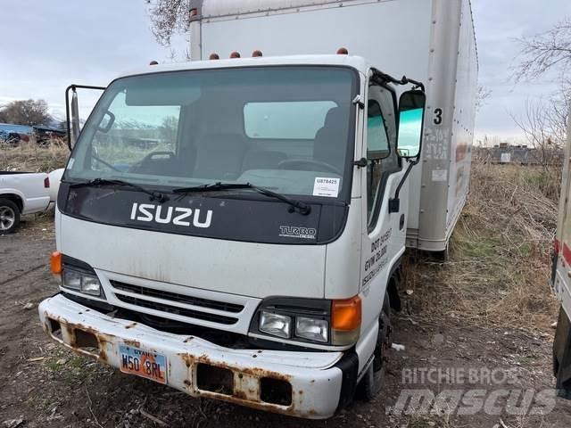 Isuzu NPR شاحنات ذات هيكل صندوقي