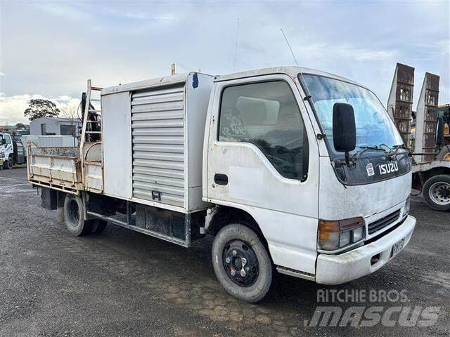 Isuzu NPR 350 شاحنات مسطحة/مفصلية الجوانب