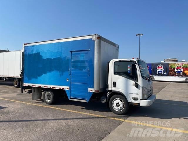 Isuzu NQR شاحنات ذات هيكل صندوقي