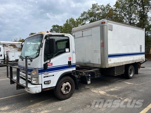 Isuzu NQR شاحنات ذات هيكل صندوقي