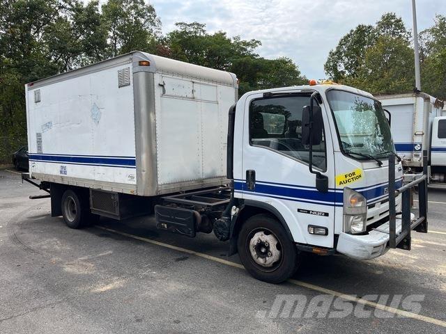 Isuzu NQR شاحنات ذات هيكل صندوقي