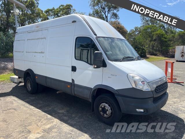 Iveco Daily شاحنة مقفلة