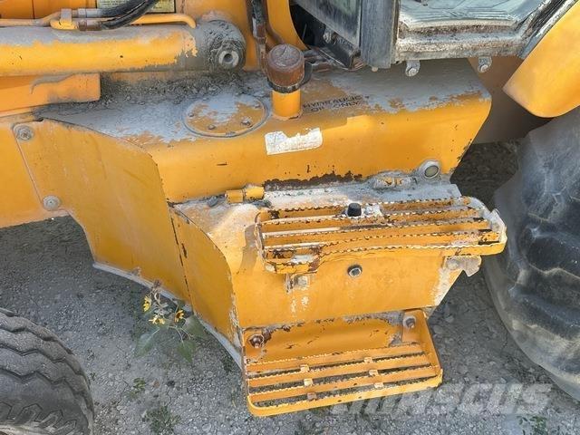 JCB 214 لوادر ذات جرافات عكسية