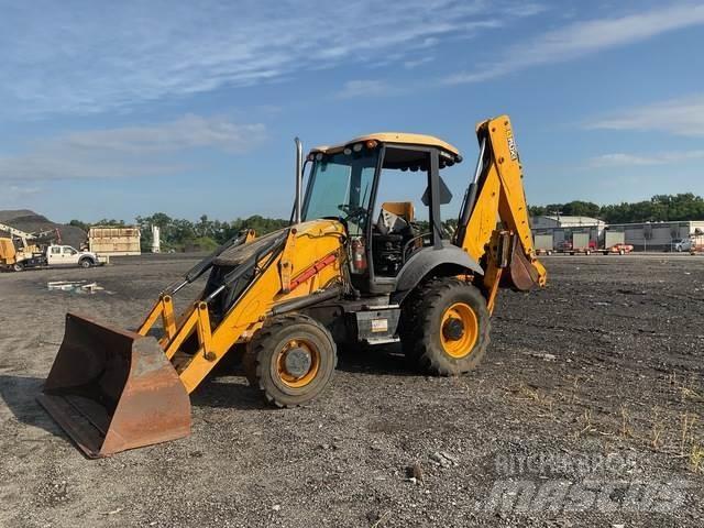 JCB 3CX لوادر ذات جرافات عكسية