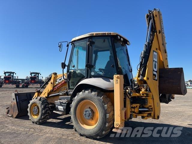 JCB 3CX لوادر ذات جرافات عكسية