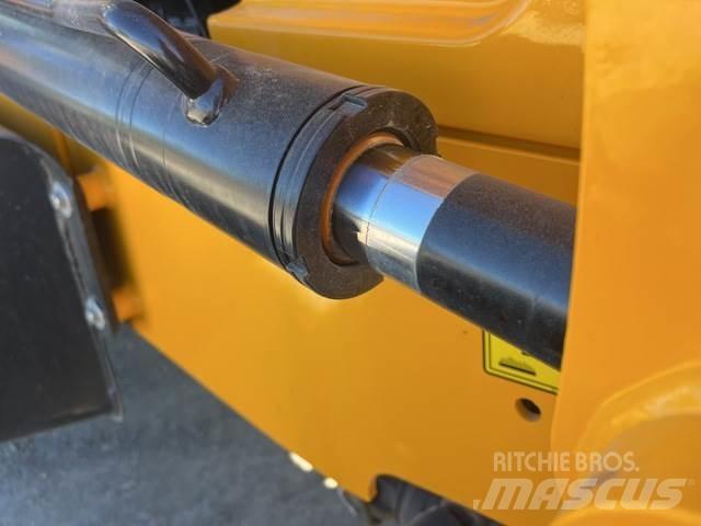 JCB 3DX لوادر ذات جرافات عكسية