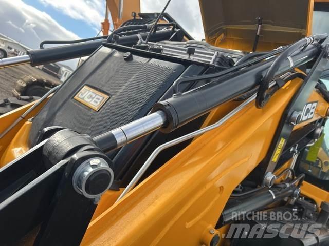 JCB 3DX لوادر ذات جرافات عكسية