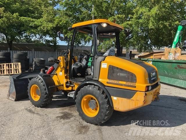 JCB 407 لوادر بعجل