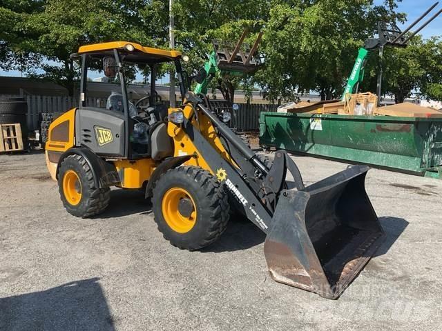 JCB 407 لوادر بعجل