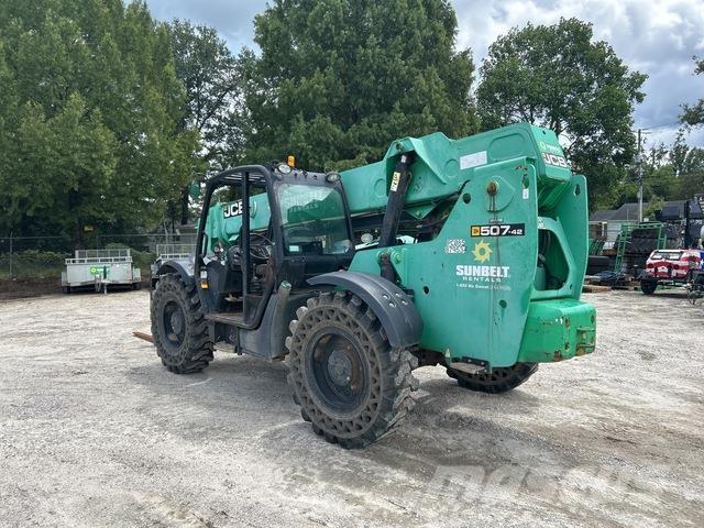 JCB 507-42 مناولات متداخلة