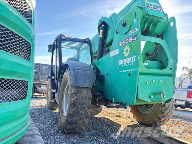 JCB 509-42 مناولات متداخلة