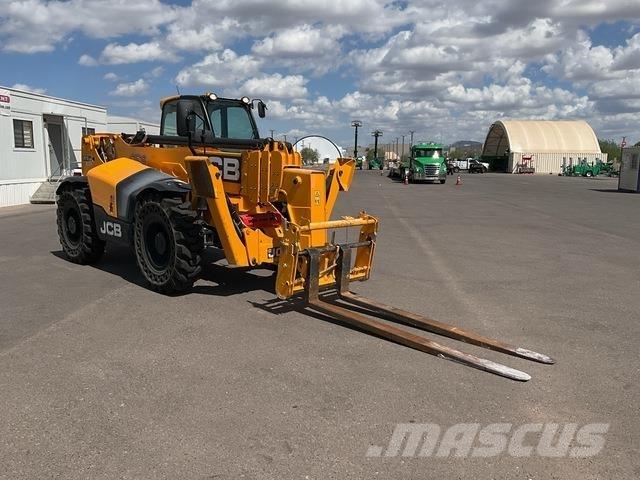 JCB 510-55TC مناولات متداخلة