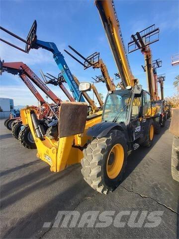 JCB 510-56 S مناولات متداخلة