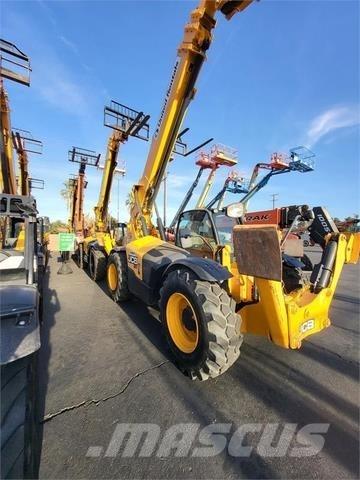 JCB 510-56 S مناولات متداخلة