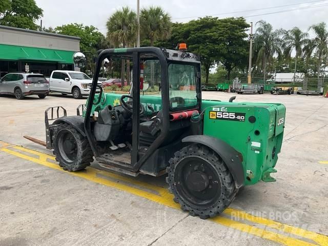 JCB 525-60 مناولات متداخلة