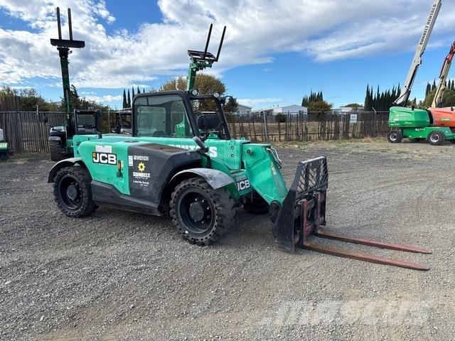 JCB 525-60 مناولات متداخلة