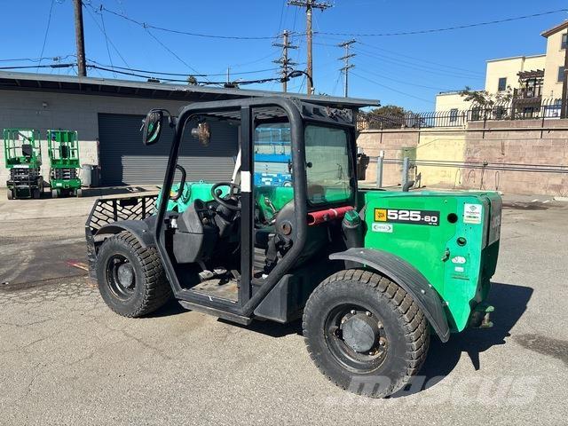 JCB 525-60 مناولات متداخلة