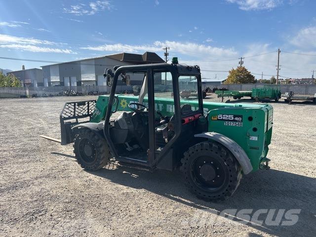 JCB 525-60 مناولات متداخلة
