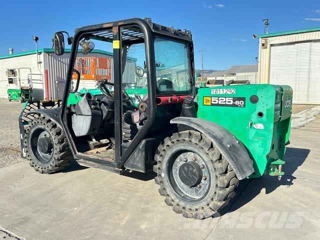 JCB 525-60 مناولات متداخلة