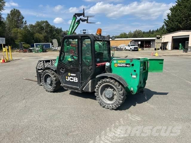 JCB 525-60T4 مناولات متداخلة