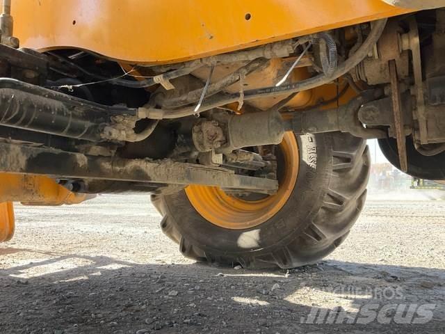 JCB 540-170 مناولات متداخلة
