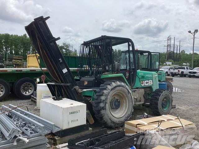 JCB 930 شاحنات الطرق الوعرة