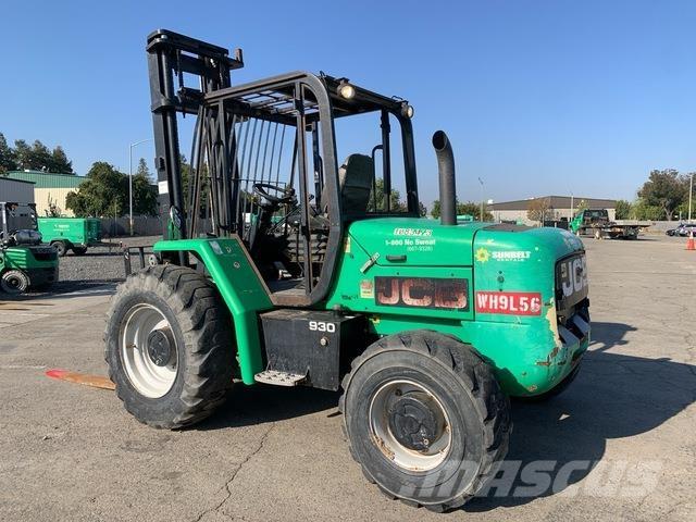 JCB 930 شاحنات الطرق الوعرة