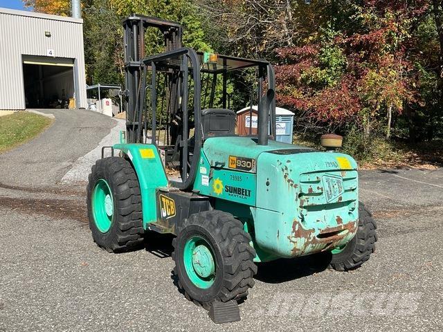 JCB 930 شاحنات الطرق الوعرة