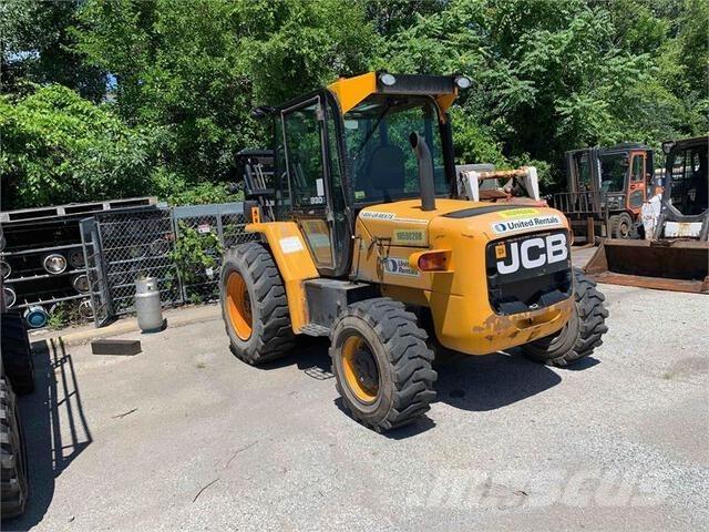 JCB 930-4 شاحنات الطرق الوعرة