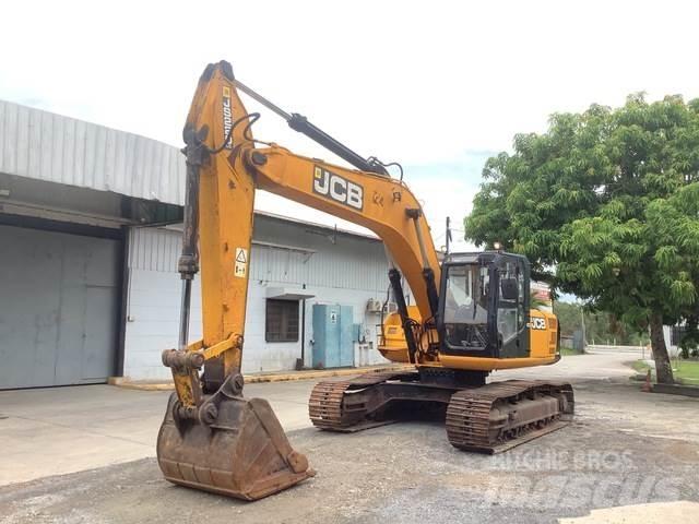 JCB JS220 حفارات زحافة