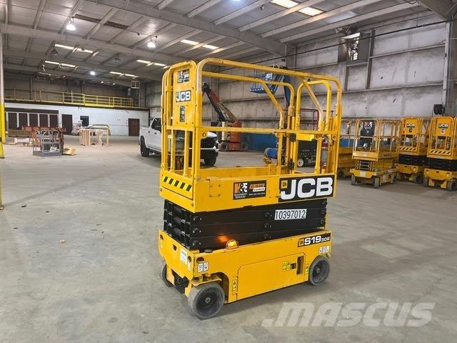 JCB S1930E رافعات مقصية الشكل